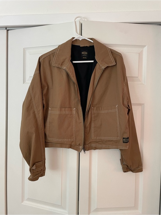 RVCA Jackets & Blazers - RVCA utility jacket